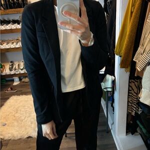 Woman’s black blazer Vero Moda